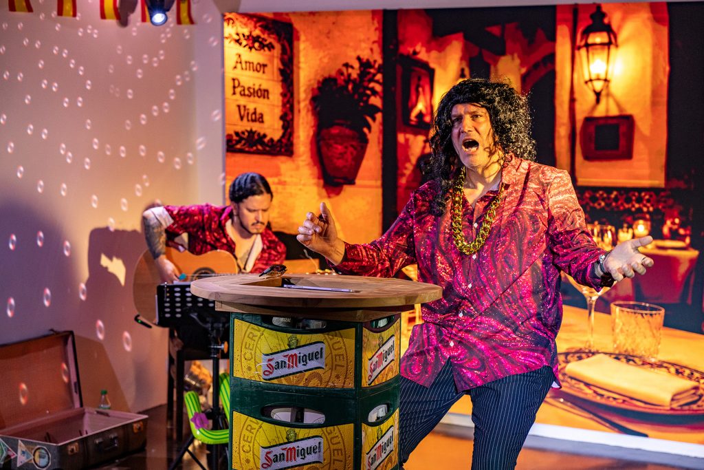Torturm-Theater Sommerhausen - Spanisch für Anfängerinnen (Szene)