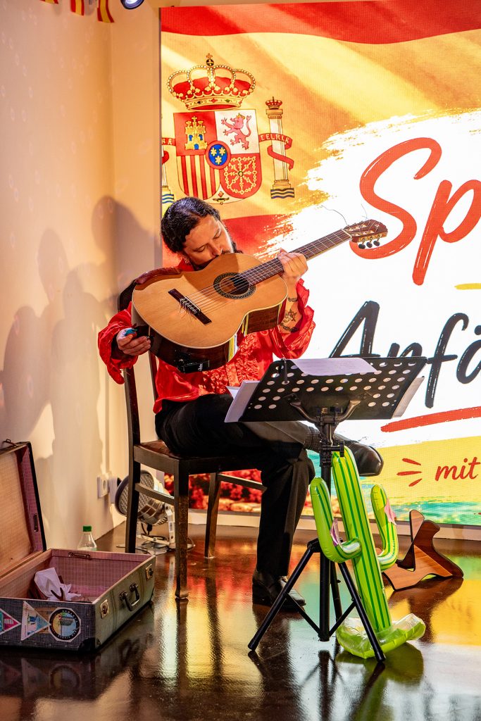 Torturm-Theater Sommerhausen - Spanisch für Anfängerinnen (Szene)